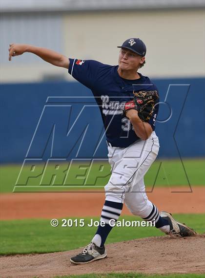 Thumbnail 1 in Reagan [Ronald] vs. Smithson Valley (UIL 6A Area Playoff) photogallery.
