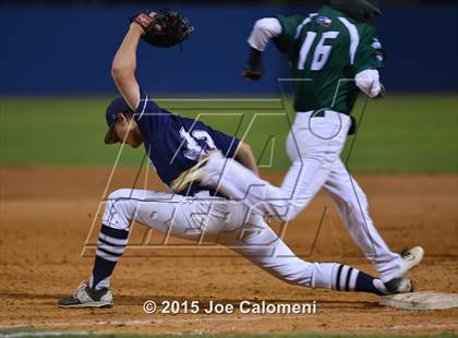 Thumbnail 3 in Reagan [Ronald] vs. Smithson Valley (UIL 6A Area Playoff) photogallery.