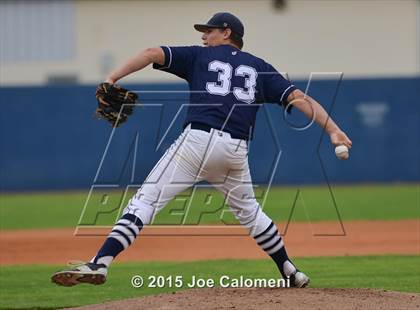 Thumbnail 3 in Reagan [Ronald] vs. Smithson Valley (UIL 6A Area Playoff) photogallery.