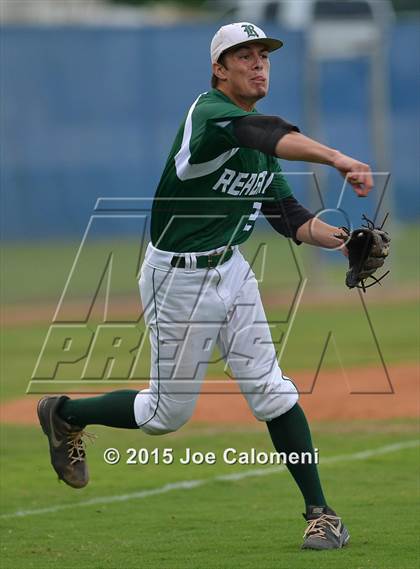 Thumbnail 3 in Reagan [Ronald] vs. Smithson Valley (UIL 6A Area Playoff) photogallery.