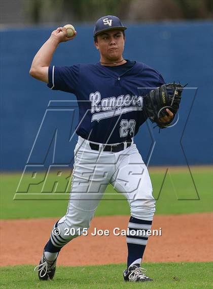 Thumbnail 3 in Reagan [Ronald] vs. Smithson Valley (UIL 6A Area Playoff) photogallery.