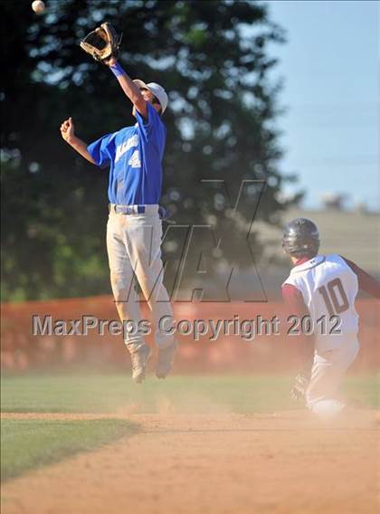 Thumbnail 1 in Lancaster Country Day vs Steelton-Highspire (PIAA D3 Playoff) photogallery.