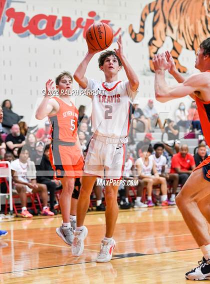 Thumbnail 3 in Seven Lakes @ Fort Bend Travis photogallery.