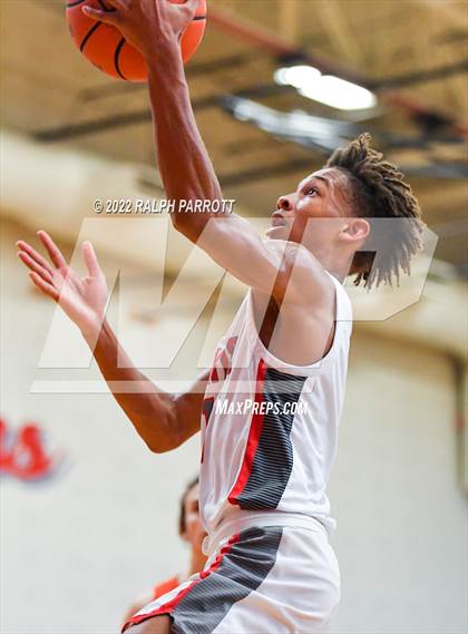 Thumbnail 2 in Seven Lakes @ Fort Bend Travis photogallery.