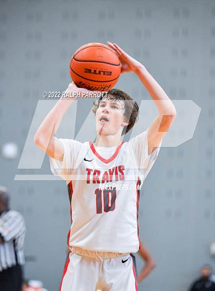 Thumbnail 3 in Seven Lakes @ Fort Bend Travis photogallery.