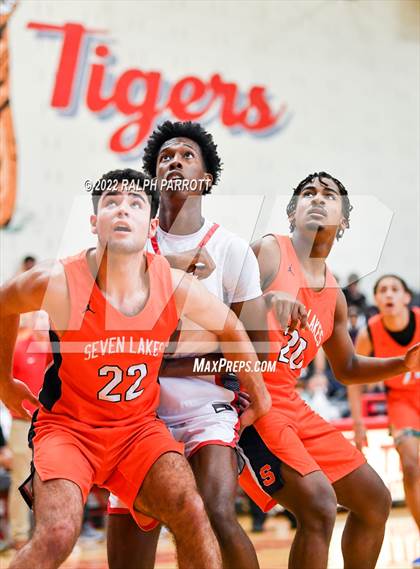 Thumbnail 2 in Seven Lakes @ Fort Bend Travis photogallery.