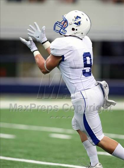 Thumbnail 3 in Bingham vs. Trinity (Kirk Herbstreit Varsity Football Series) photogallery.