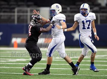 Thumbnail 3 in Bingham vs. Trinity (Kirk Herbstreit Varsity Football Series) photogallery.