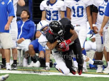 Thumbnail 2 in Bingham vs. Trinity (Kirk Herbstreit Varsity Football Series) photogallery.