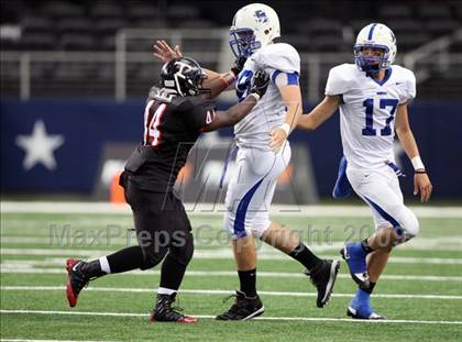 Thumbnail 2 in Bingham vs. Trinity (Kirk Herbstreit Varsity Football Series) photogallery.