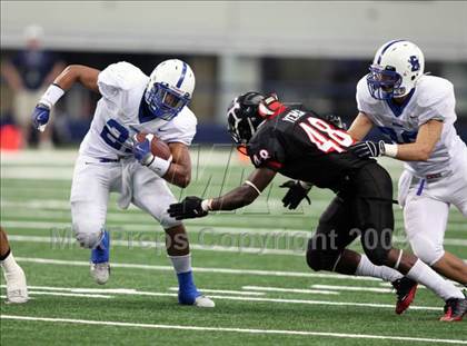 Thumbnail 2 in Bingham vs. Trinity (Kirk Herbstreit Varsity Football Series) photogallery.