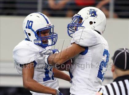Thumbnail 3 in Bingham vs. Trinity (Kirk Herbstreit Varsity Football Series) photogallery.