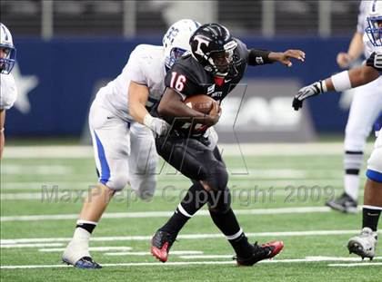Thumbnail 2 in Bingham vs. Trinity (Kirk Herbstreit Varsity Football Series) photogallery.