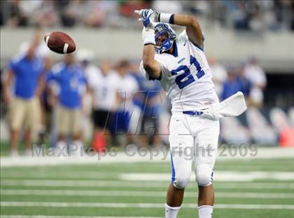 Thumbnail 3 in Bingham vs. Trinity (Kirk Herbstreit Varsity Football Series) photogallery.