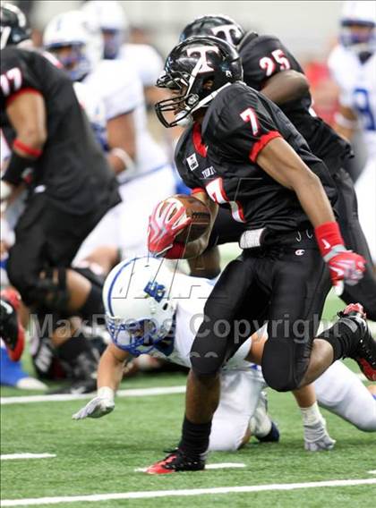 Thumbnail 1 in Bingham vs. Trinity (Kirk Herbstreit Varsity Football Series) photogallery.