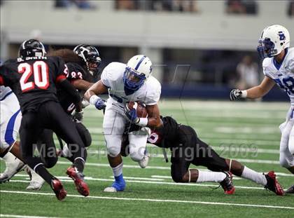 Thumbnail 2 in Bingham vs. Trinity (Kirk Herbstreit Varsity Football Series) photogallery.