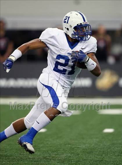 Thumbnail 2 in Bingham vs. Trinity (Kirk Herbstreit Varsity Football Series) photogallery.