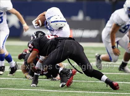 Thumbnail 2 in Bingham vs. Trinity (Kirk Herbstreit Varsity Football Series) photogallery.