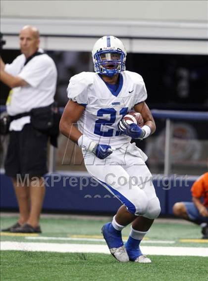 Thumbnail 2 in Bingham vs. Trinity (Kirk Herbstreit Varsity Football Series) photogallery.