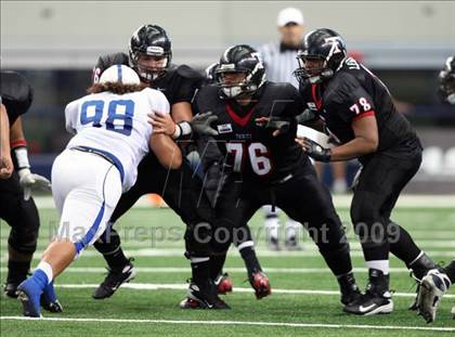 Thumbnail 1 in Bingham vs. Trinity (Kirk Herbstreit Varsity Football Series) photogallery.