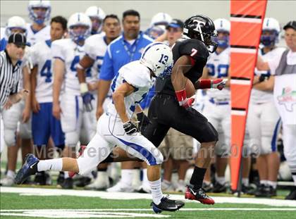 Thumbnail 3 in Bingham vs. Trinity (Kirk Herbstreit Varsity Football Series) photogallery.