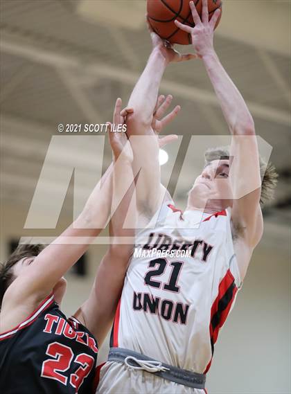 Thumbnail 1 in Circleville @ Liberty Union photogallery.
