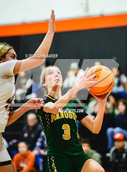 Thumbnail 3 in Bishop Manogue @ Fernley photogallery.