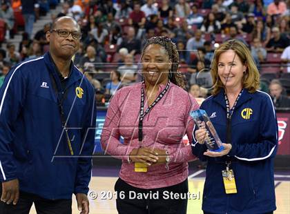 Thumbnail 2 in Chaminade vs. Miramonte (CIF State Open Division Final) photogallery.