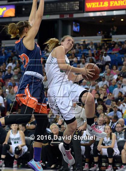 Thumbnail 1 in Chaminade vs. Miramonte (CIF State Open Division Final) photogallery.