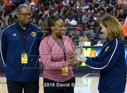Thumbnail 1 in Chaminade vs. Miramonte (CIF State Open Division Final) photogallery.