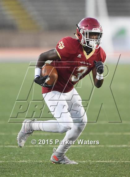 Thumbnail 2 in Karr @ Brother Martin photogallery.