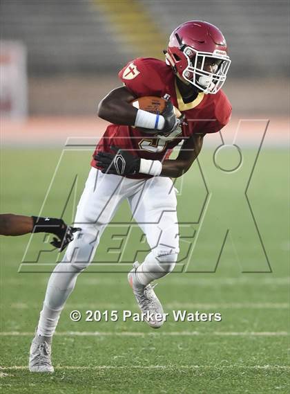 Thumbnail 1 in Karr @ Brother Martin photogallery.