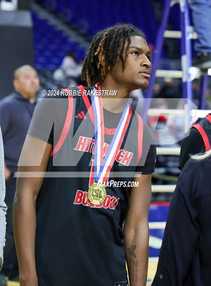Thumbnail 1 in Ponder vs. Hitchcock (UIL 3A Basketball Final Medal Ceremony) photogallery.