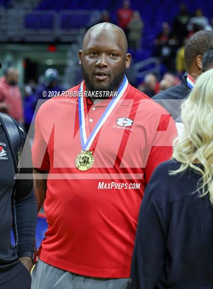 Thumbnail 3 in Ponder vs. Hitchcock (UIL 3A Basketball Final Medal Ceremony) photogallery.