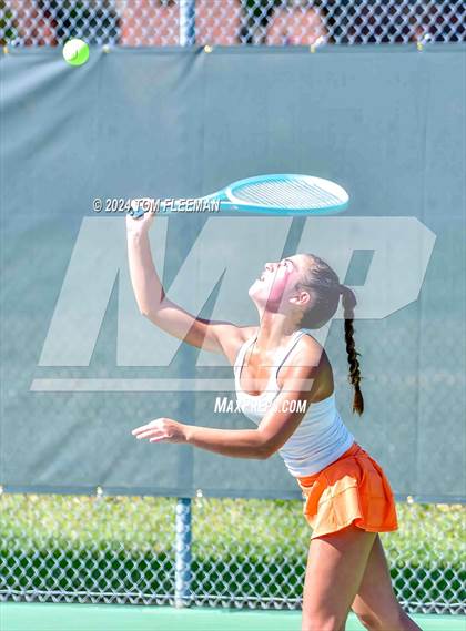 Thumbnail 3 in Sunflower League Girl's JV Quad (Shawnee Mission South) photogallery.