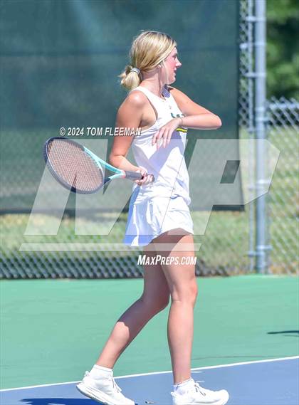 Thumbnail 2 in Sunflower League Girl's JV Quad (Shawnee Mission South) photogallery.