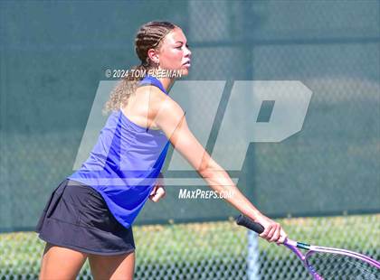 Thumbnail 3 in Sunflower League Girl's JV Quad (Shawnee Mission South) photogallery.