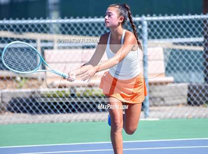 Thumbnail 3 in Sunflower League Girl's JV Quad (Shawnee Mission South) photogallery.