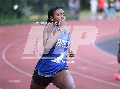 Thumbnail 3 in Section VIII Championship (200 Meter) photogallery.