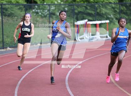 Thumbnail 2 in Section VIII Championship (200 Meter) photogallery.