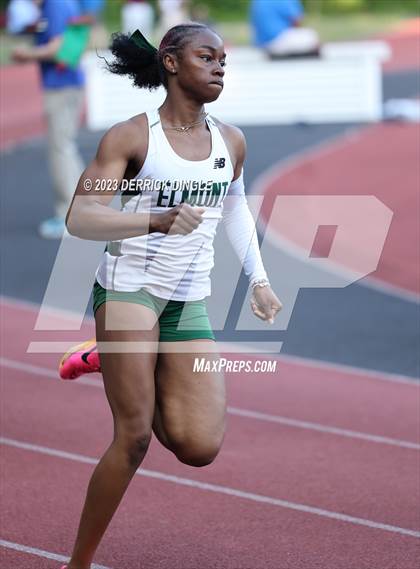 Thumbnail 2 in Section VIII Championship (200 Meter) photogallery.