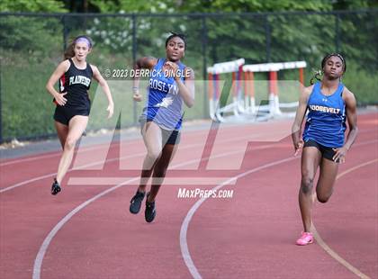 Thumbnail 1 in Section VIII Championship (200 Meter) photogallery.