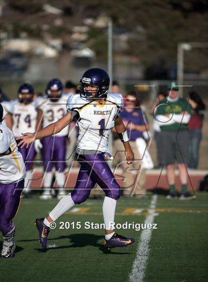 Thumbnail 2 in Righetti vs. St. Joseph photogallery.