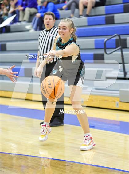 Thumbnail 1 in Farmington @ Pleasant Grove photogallery.