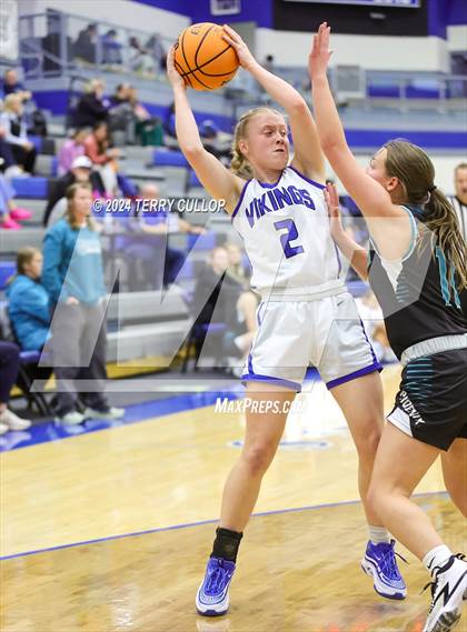 Thumbnail 1 in Farmington @ Pleasant Grove photogallery.
