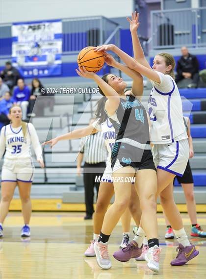 Thumbnail 3 in Farmington @ Pleasant Grove photogallery.