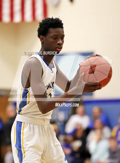 Thumbnail 2 in Greensburg Central Catholic @ Otto-Eldred (PIAA Class AA First Round Playoff) photogallery.