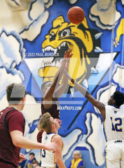 Thumbnail 1 in Greensburg Central Catholic @ Otto-Eldred (PIAA Class AA First Round Playoff) photogallery.