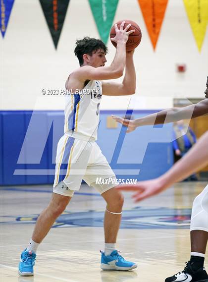 Thumbnail 1 in Greensburg Central Catholic @ Otto-Eldred (PIAA Class AA First Round Playoff) photogallery.