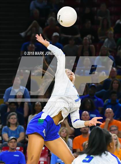 Thumbnail 2 in Xavier College Prep vs. Corona del Sol (AIA 6A Final)  photogallery.